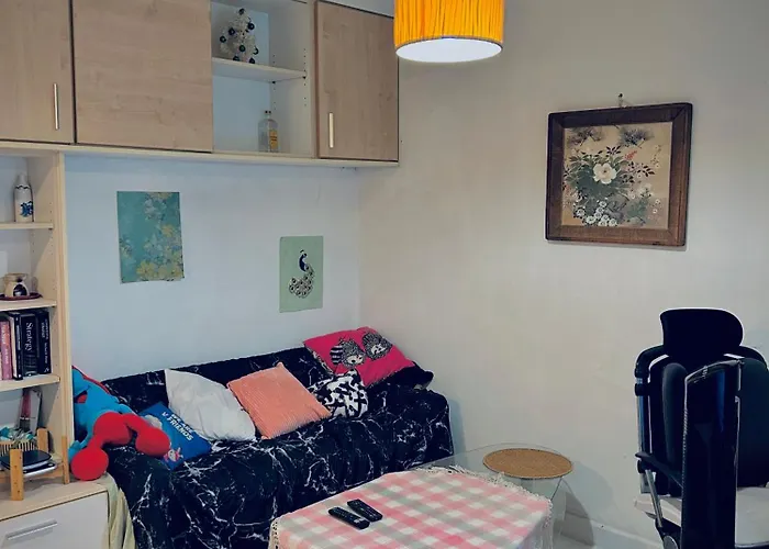 Cozy Poolside Near Bts Amenities شقة بانكوك